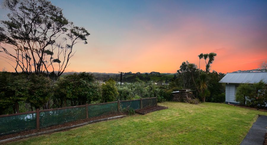  at 4 Mcentee Road, Waitakere, Auckland