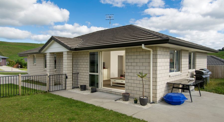  at 127 Ballintoy Park Drive, Welcome Bay, Tauranga