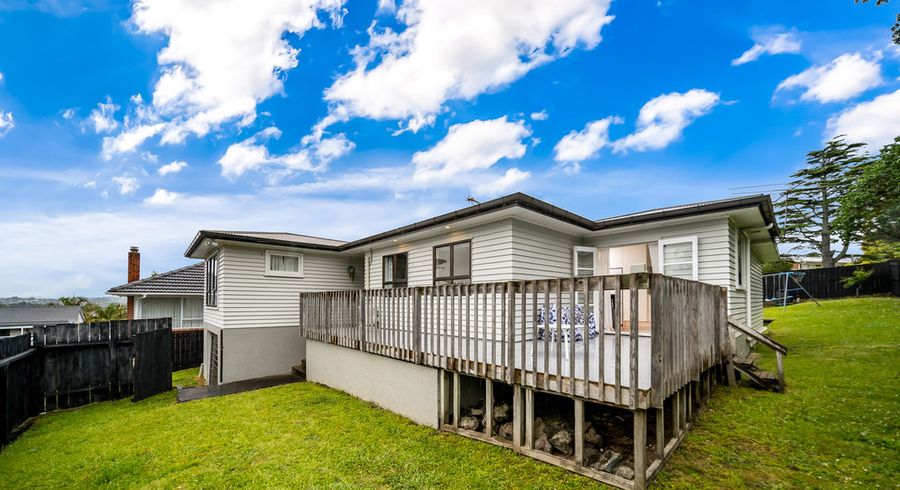  at 1/7 Howe Street, Howick, Auckland