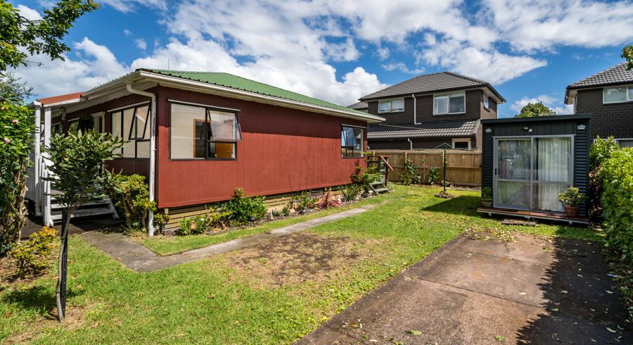  at 8 Aspen Street, Avondale, Auckland