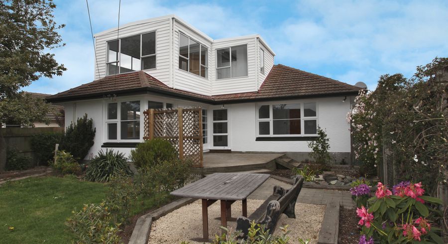  at 1/15 Jocelyn Street, Casebrook, Christchurch