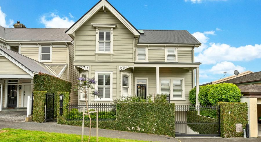  at 60 Hamilton Road, Herne Bay, Auckland