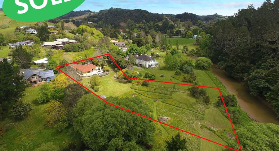 at 27 Slowater Lane, Puhoi, Warkworth
