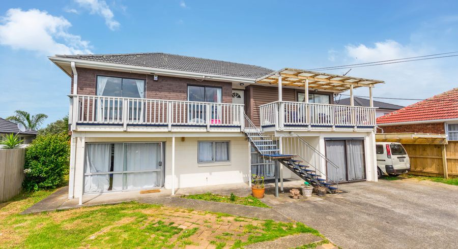  at 1/424 Old Te Atatu Road, Te Atatu Peninsula, Auckland