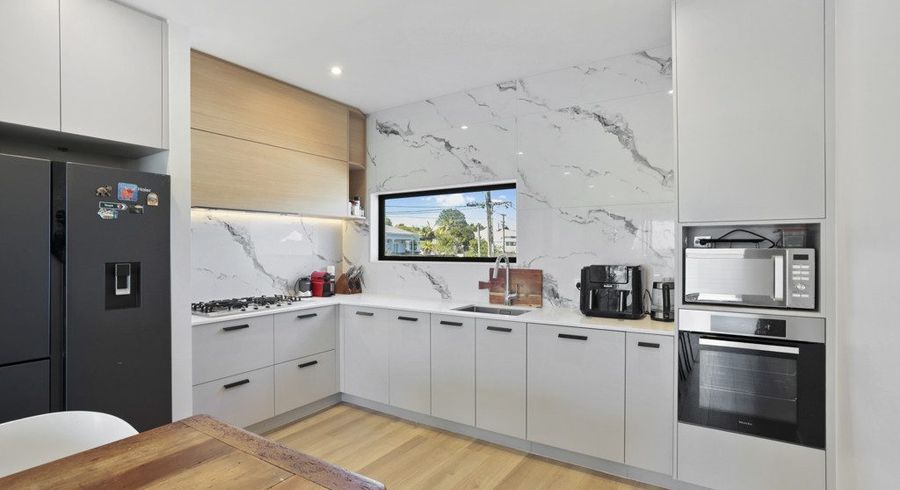  at 2/29 Roberton Road, Avondale, Auckland City, Auckland