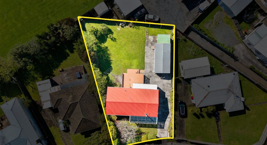  at 3 Valencia Place, Manurewa, Auckland