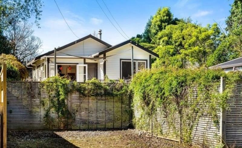 at 33 Norfolk Street, Belmont, Lower Hutt