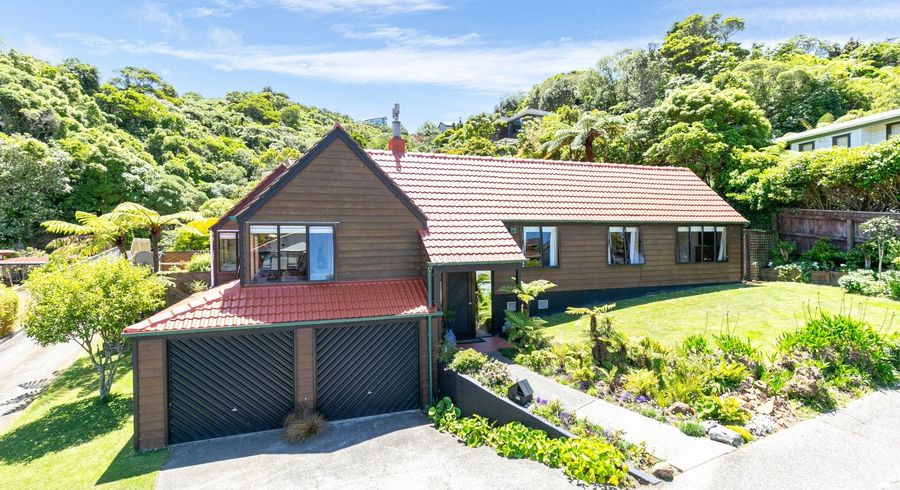  at 25 Thatcher Crescent, Crofton Downs, Wellington