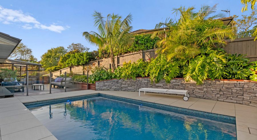  at 8 Greenbank Drive, Saint Johns, Auckland