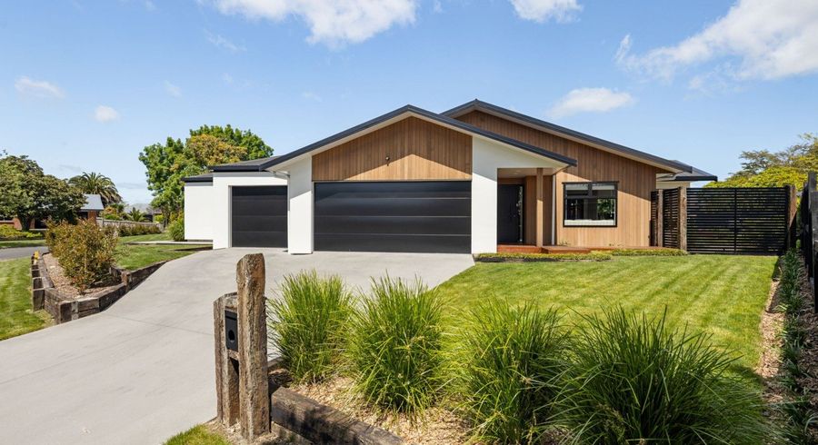  at 4 Meridian Place, Flagstaff, Hamilton, Waikato