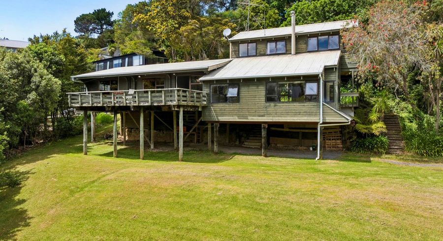  at 104 Balmain Road, Chatswood, North Shore City, Auckland