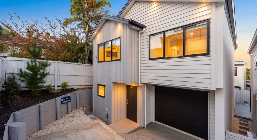  at 10D Cranston Street, Torbay, North Shore City, Auckland