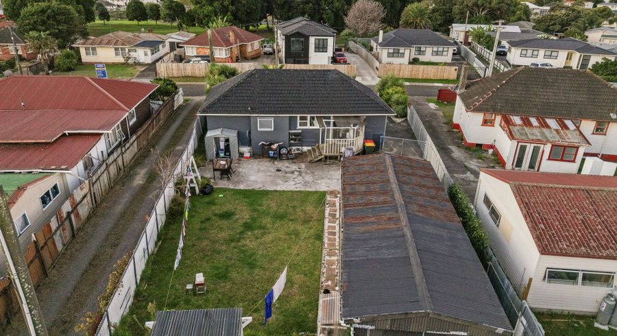  at 8 Julian Place, Otara, Manukau City, Auckland