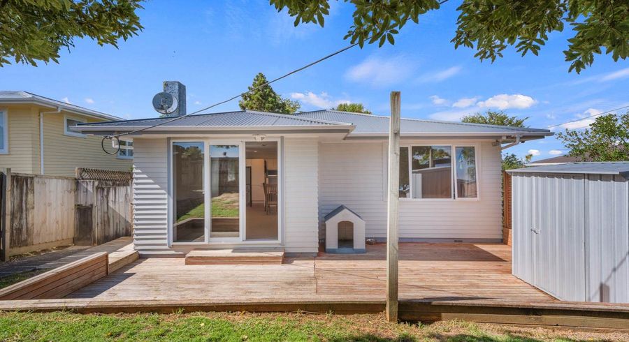  at 20 Seaview Road, Glenfield, North Shore City, Auckland
