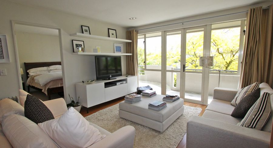  at 3/36 Winchester Street, Merivale, Christchurch City, Canterbury