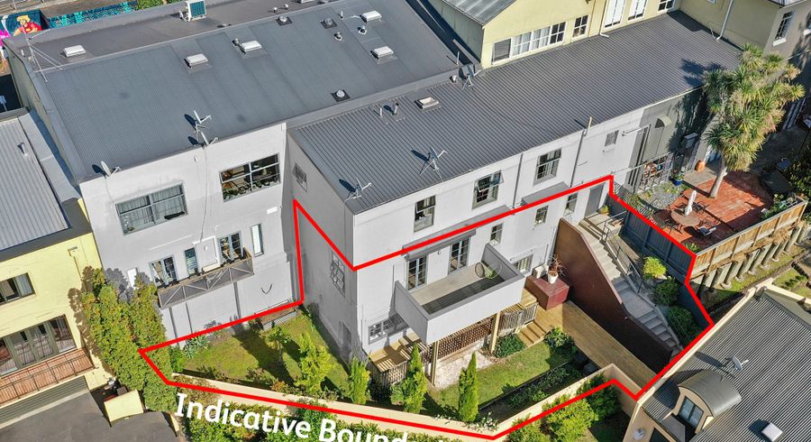  at 2/3 Tisdall Terrace, Hamilton Central, Hamilton