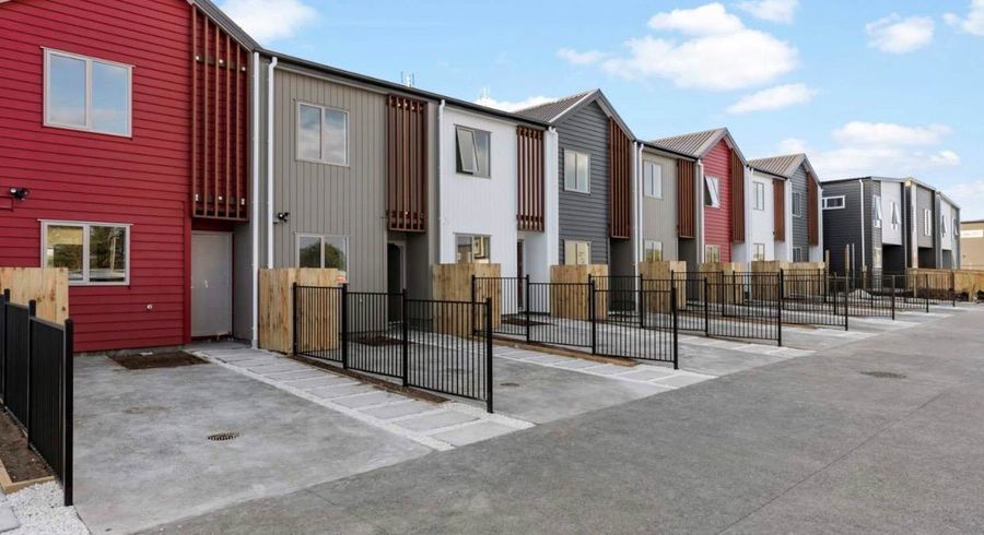  at 146 Battalion Drive, Papakura, Papakura