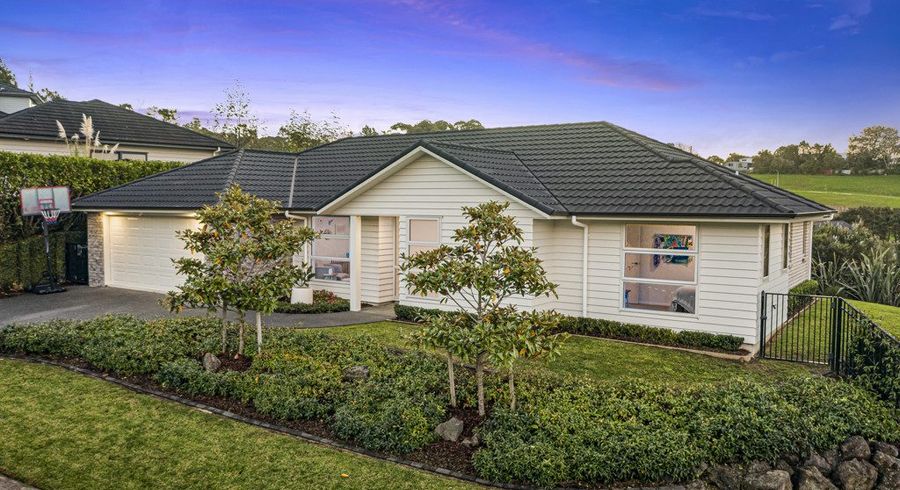  at 2 Somerset Place, Stanmore Bay, Rodney, Auckland