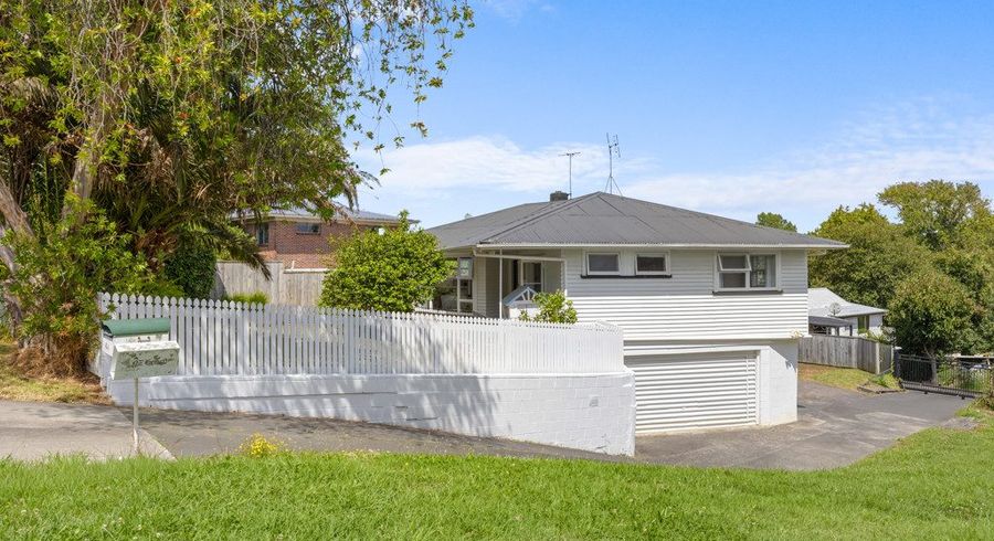  at 1/4 Grassways Avenue, Pakuranga Heights, Manukau City, Auckland