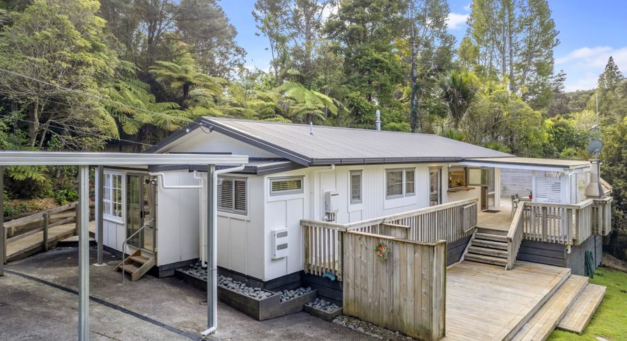  at 146 Laingholm Drive, Laingholm, Waitakere City, Auckland