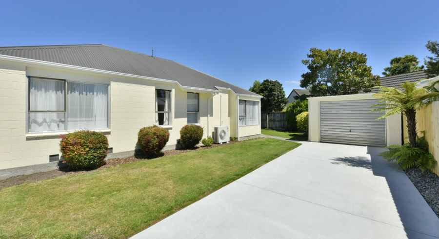  at 1 & 2/16 Mulberry Place, Redwood, Christchurch City, Canterbury