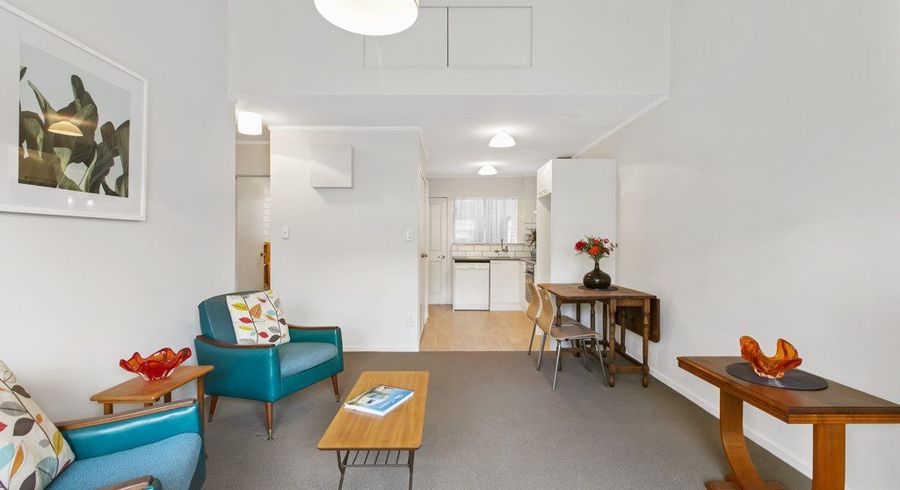  at 3/166 Beach Haven Road, Beach Haven, North Shore City, Auckland