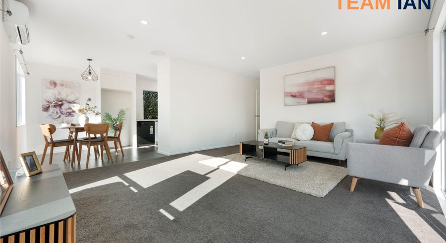  at 1/42 Pomaria Road, Henderson, Waitakere City, Auckland