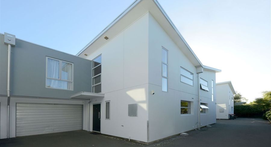  at 30E Lyndon Street, Riccarton, Christchurch