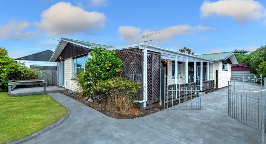  at 27 Sandra Street, South New Brighton, Christchurch
