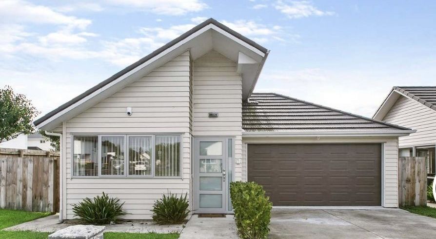  at 35 Whekau Drive, Takanini, Auckland