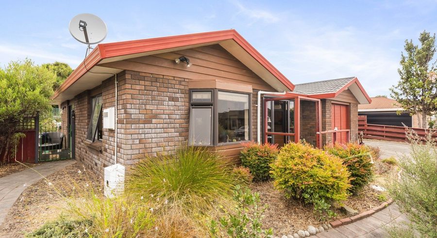 at 28 Cedar Drive, Paraparaumu Beach, Kapiti Coast, Wellington
