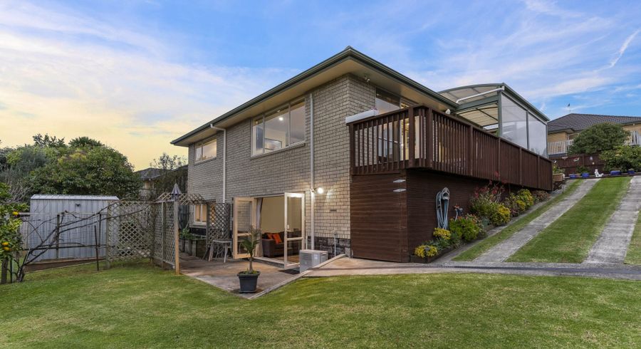  at 32 Rivervale Grove, Stanmore Bay, Whangaparaoa