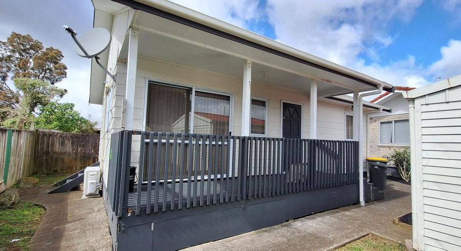  at 1/657 Massey Road, Mangere East, Manukau City, Auckland