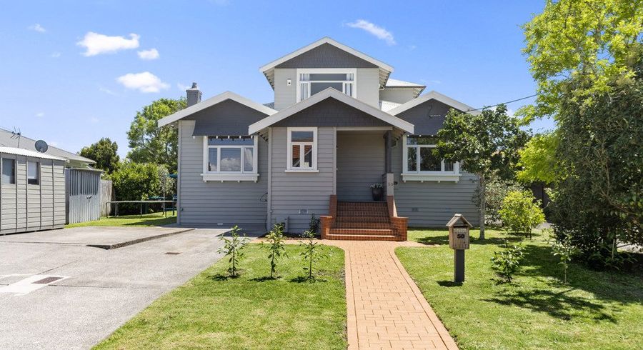  at 1/50 Norwood road, Bayswater, Auckland