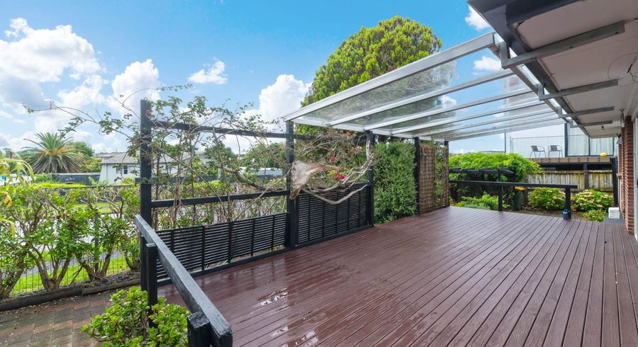  at 1/46 Casuarina Road, Half Moon Bay, Manukau City, Auckland