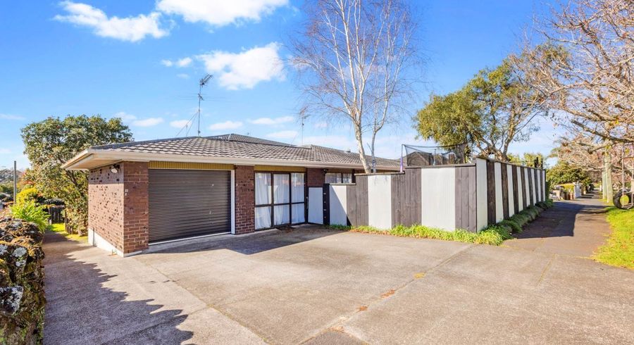  at 2/21 Burch Street, Mount Albert, Auckland City, Auckland