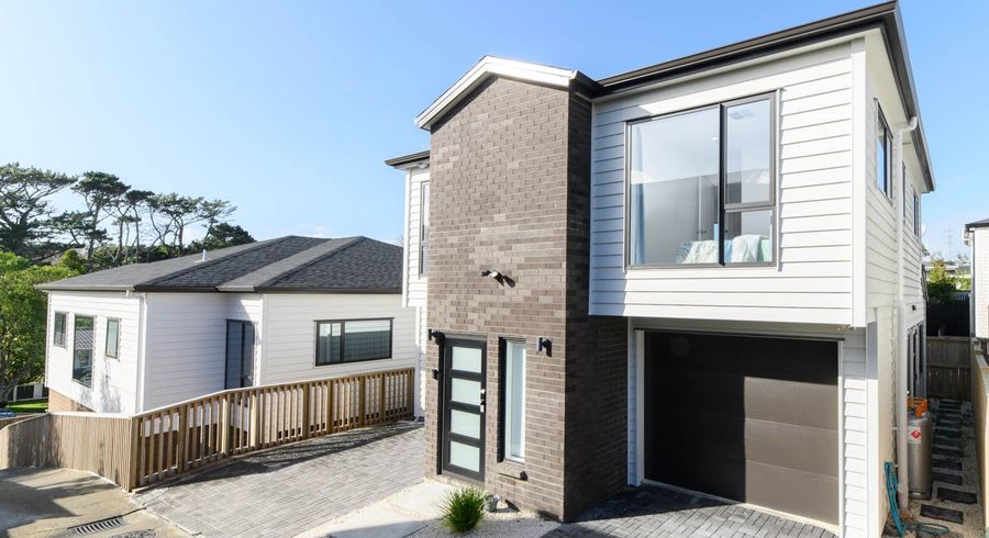  at 17B Rangitiki Crescent, Lynfield, Auckland