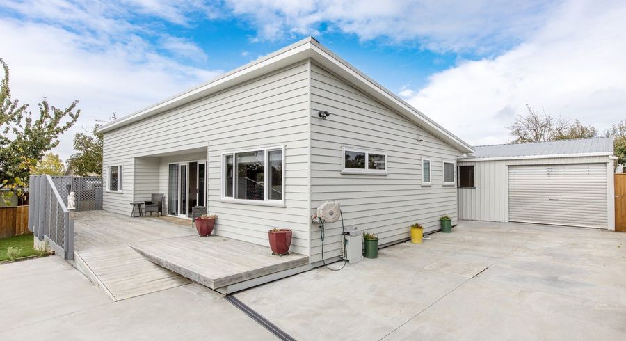  at 11B Holyrood Terrace, Waipukurau