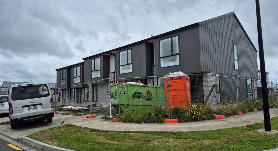  at 10 Paapaakiri Loop, Takanini, Papakura, Auckland