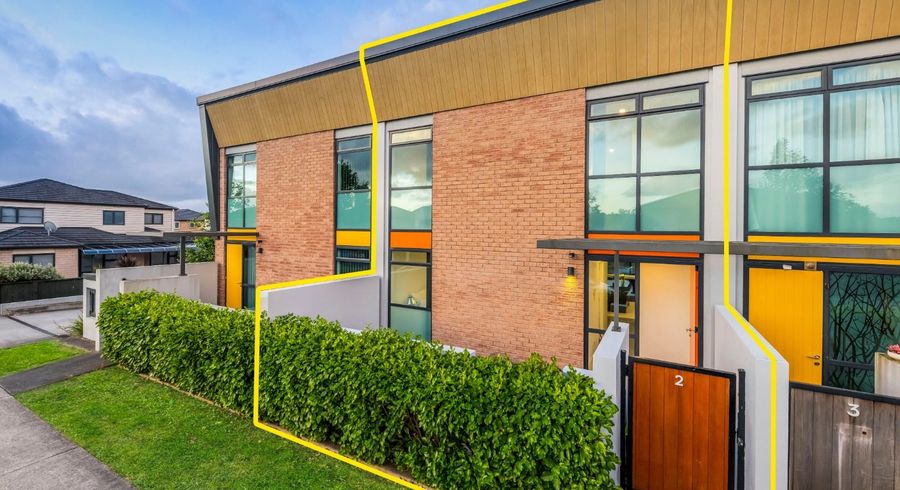  at 2/182 Flat Bush School Road, Flat Bush, Manukau City, Auckland