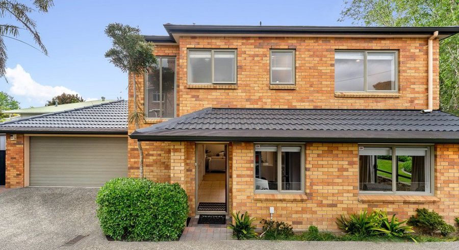  at 10 Coyle Street, Sandringham, Auckland City, Auckland