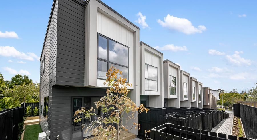  at 39 Brandon Road, Glen Eden, Waitakere City, Auckland