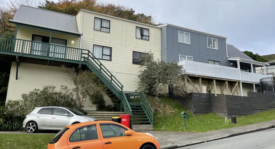  at 7 Hazlewood Avenue, Karori, Wellington, Wellington
