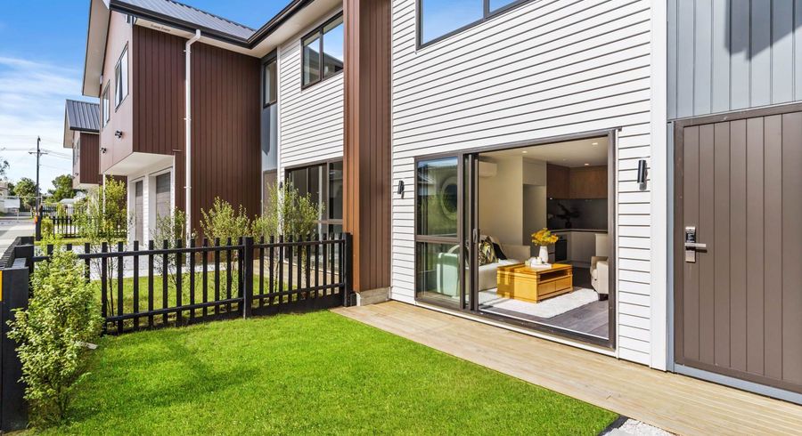  at 27D BUSBY Street, Blockhouse Bay, Auckland