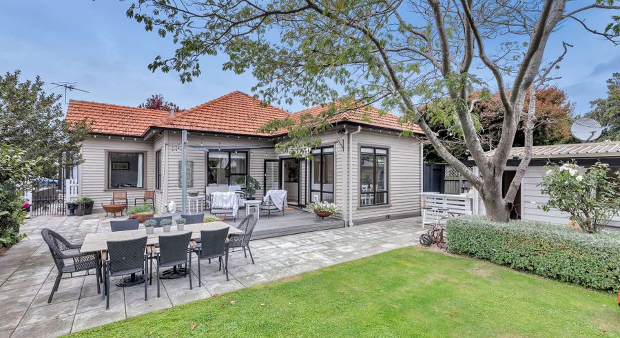  at 14 Tui Street, Fendalton, Christchurch City, Canterbury