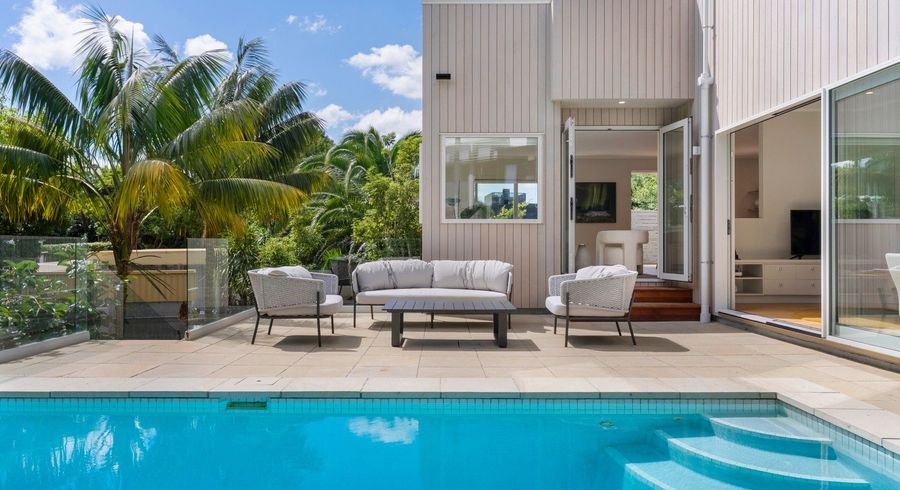  at 2/62 St Georges Bay Road, Parnell, Auckland City, Auckland