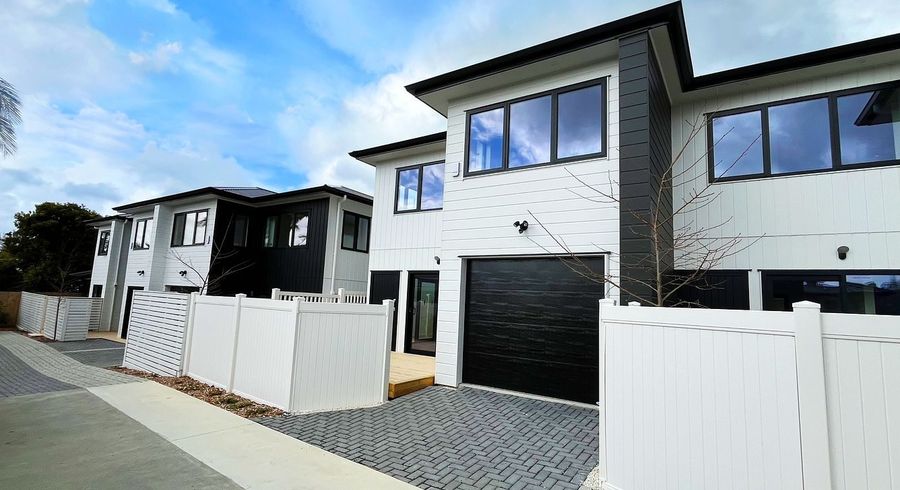  at 15C Renata Crescent, Te Atatu Peninsula, Waitakere City, Auckland