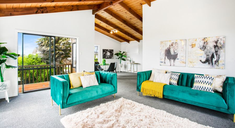  at 2/4305 Great North Road, Glendene, Auckland