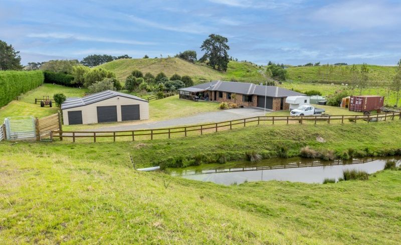  at 237 Pukenamu Road, Te Horo
