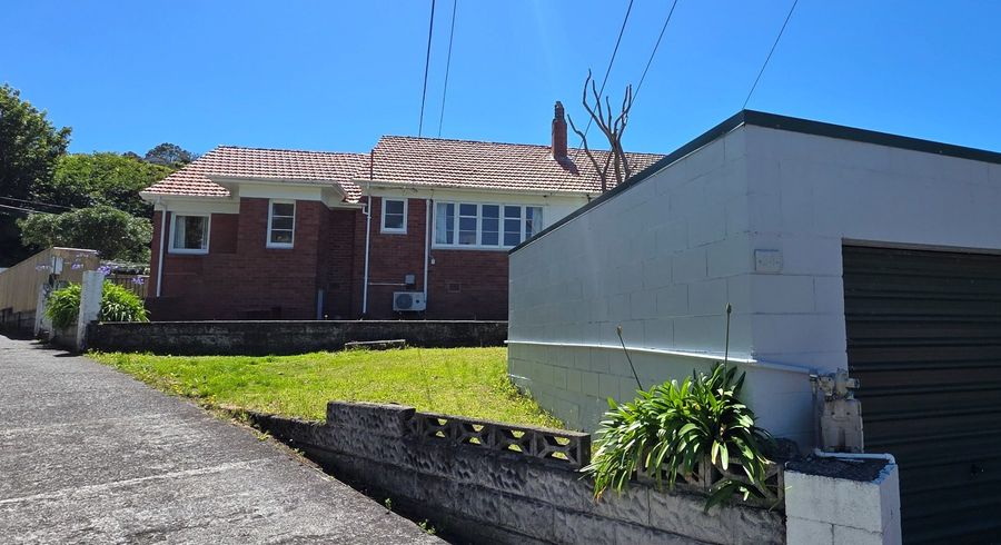  at 18 Wavell Street, Karori, Wellington, Wellington
